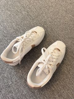 (Category: ) located in . Submitted by fatee.preloved (Listing ID 1331748148, Image 1). Description: .