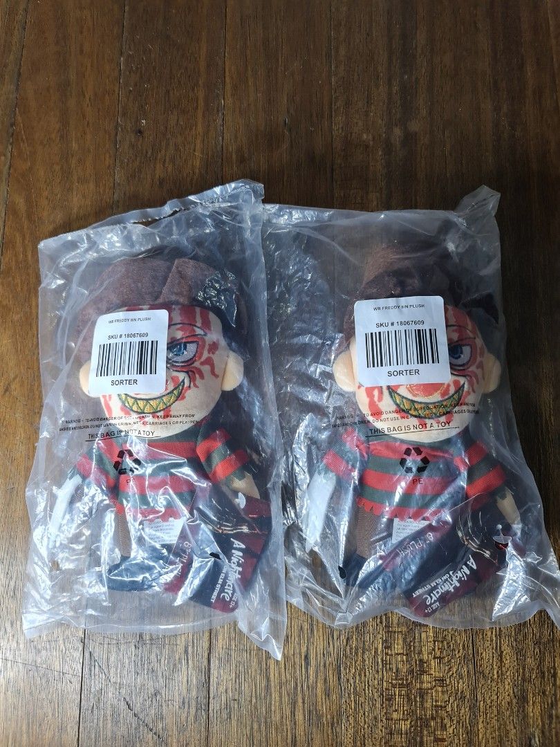 Official Freddy Krueger labobo alternatives (Category: Figurines & Statues) located in Mandaluyong City. Submitted by beloved_kirara (Listing ID 1331755162, Image 3). Description: 2pcs for only 950 add Shipping fee location Mandaluyong willing to meet up as long as it's near my area.