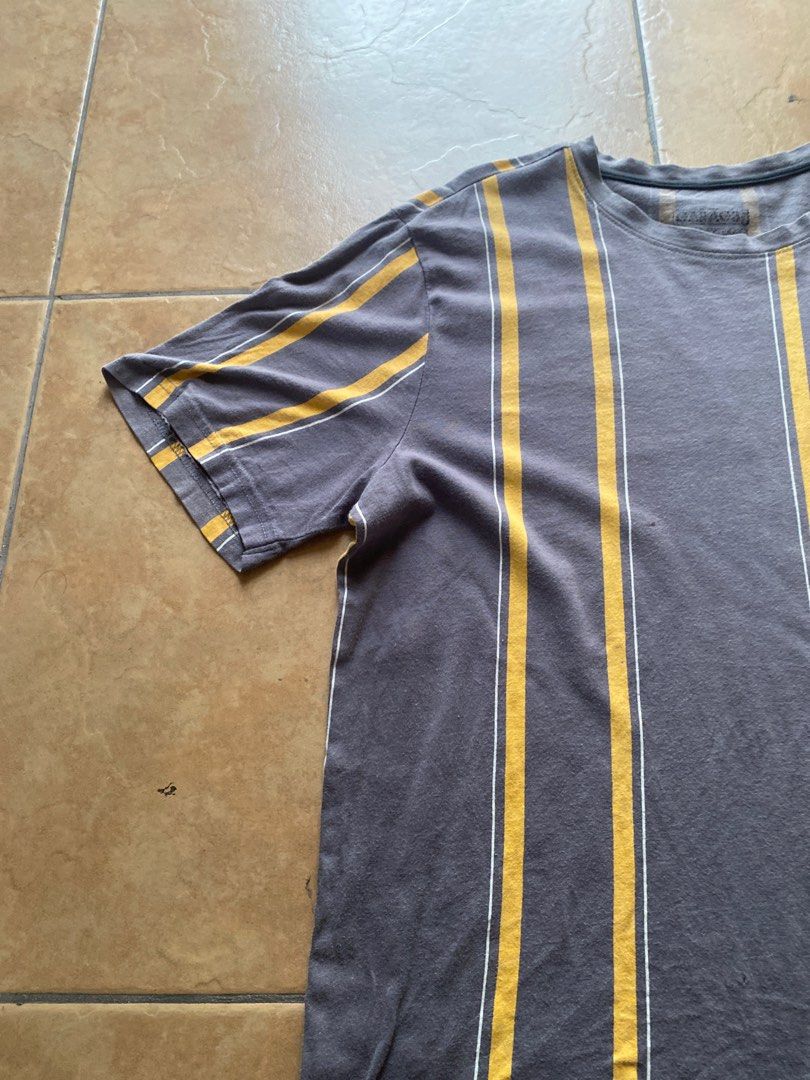Original garage vertical striped shirt (Category: Tshirts & Polo Shirts ) located in Cavite. Submitted by dzoneph (Listing ID 1331814243, Image 2). Description: Free shipping +Free random shirt Mode of payment gcash.