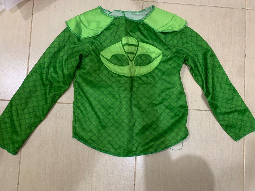 PJ Mask Geeco Top Costume (Category: Babies & Kids Fashion) located in Makati City. Submitted by jingarcia21 (Listing ID 1331740932, Image 1). Description: Can fit to 3 check the size.