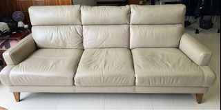 (Category: ) located in . Submitted by patstar01 (Listing ID 1331769760, Image 1). Description: .