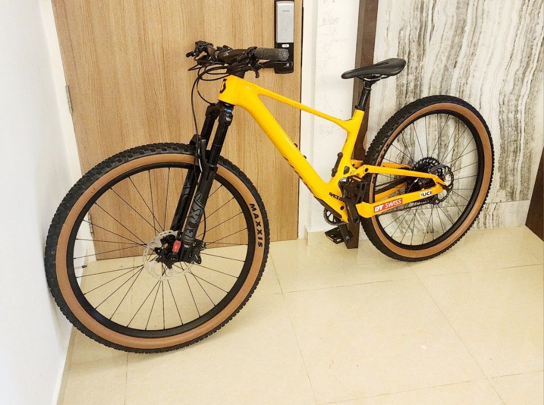 Scott Spark 930 For Sale Size M Sports Equipment Bicycles Parts Bicycles on Carousell