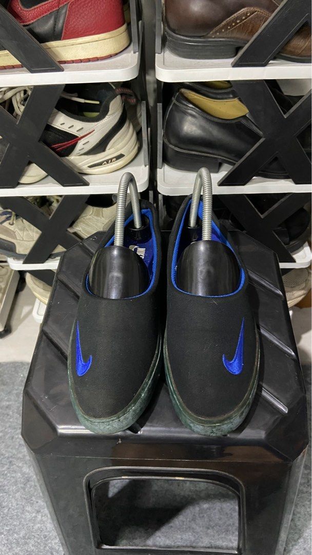 Sepatu slip on nike store