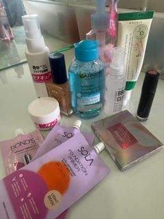 (Category: ) located in . Submitted by destashingmycloset (Listing ID 1331790581, Image 1). Description: .