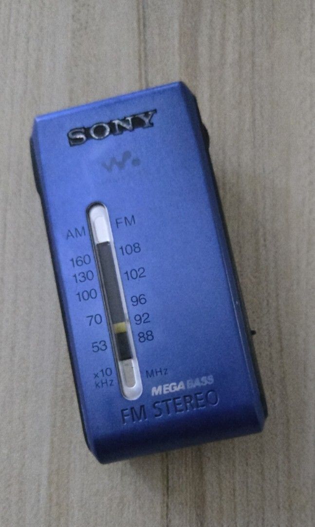 Sony 迷你收音機 Mega Bass FM Stereo Mini Portable Radio, 音響器材, 可攜式音響設備