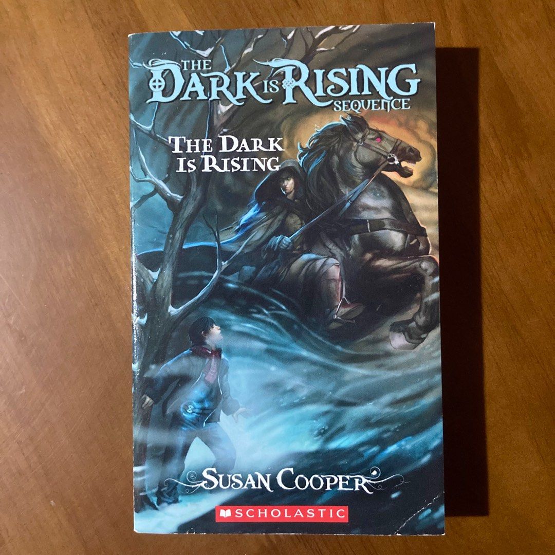 The Dark Is Rising by Susan Cooper (The Dark Is Rising Sequence ...