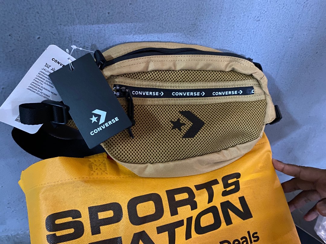 waistbag converse original new Fesyen Pria Tas Dompet Tas Selempang di Carousell