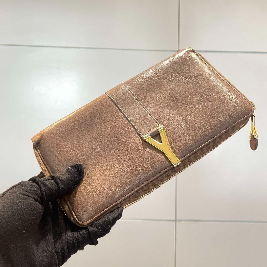 247006269 YSL SLG WALLET, Luxury, Bags & Wallets on Carousell