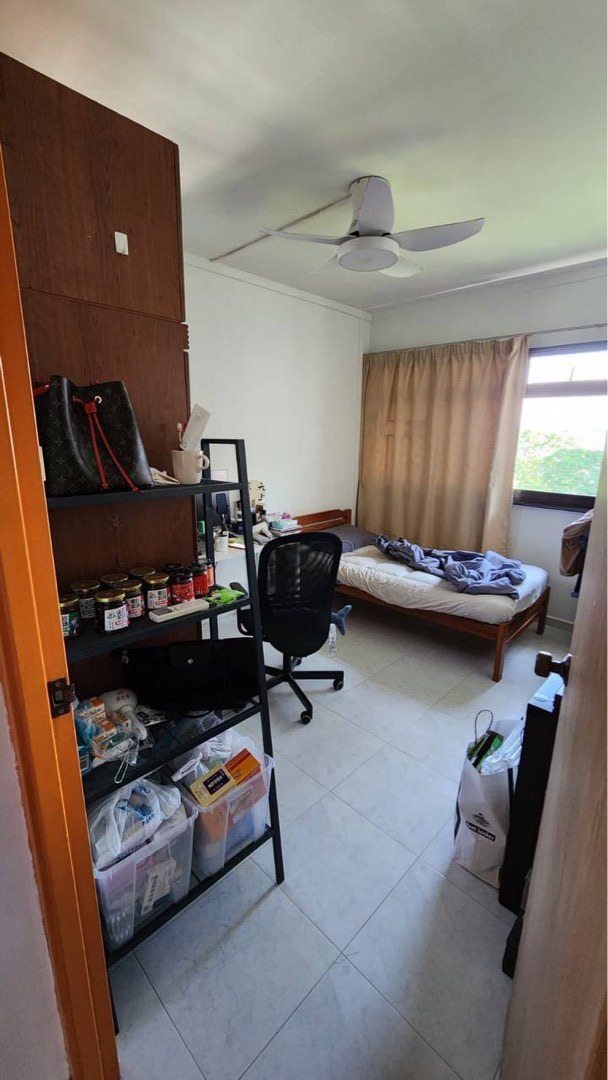 (Category: ) located in . Submitted by viviyhh (Listing ID 1331940190, Image 1). Description: .