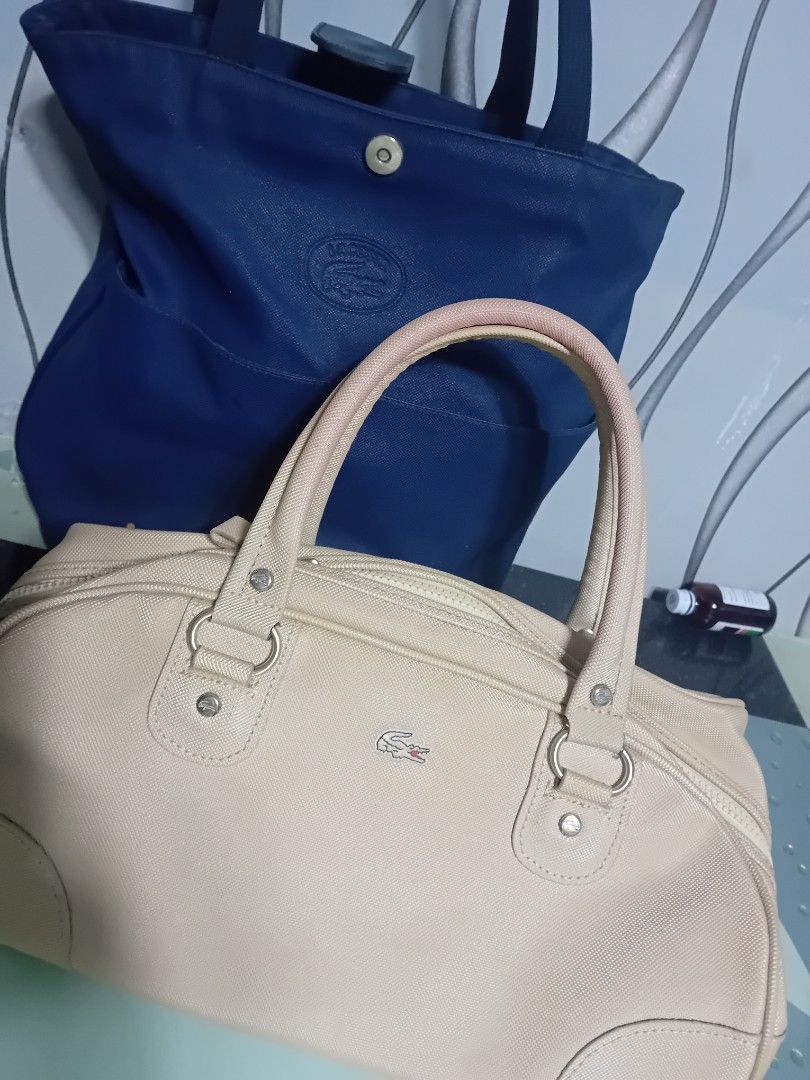 2 Lacoste Original Bag (Category: Tote Bags) located in Valenzuela. Submitted by etzetera26 (Listing ID 1332099170, Image 1). Description: Original Bag Lacoste Beige/navy blue Last price posted.