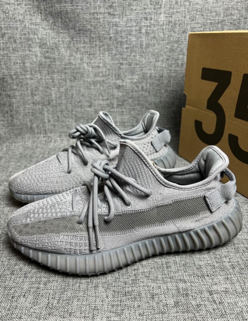 adidas originals Yeezy Boost 350 V2 Carousell