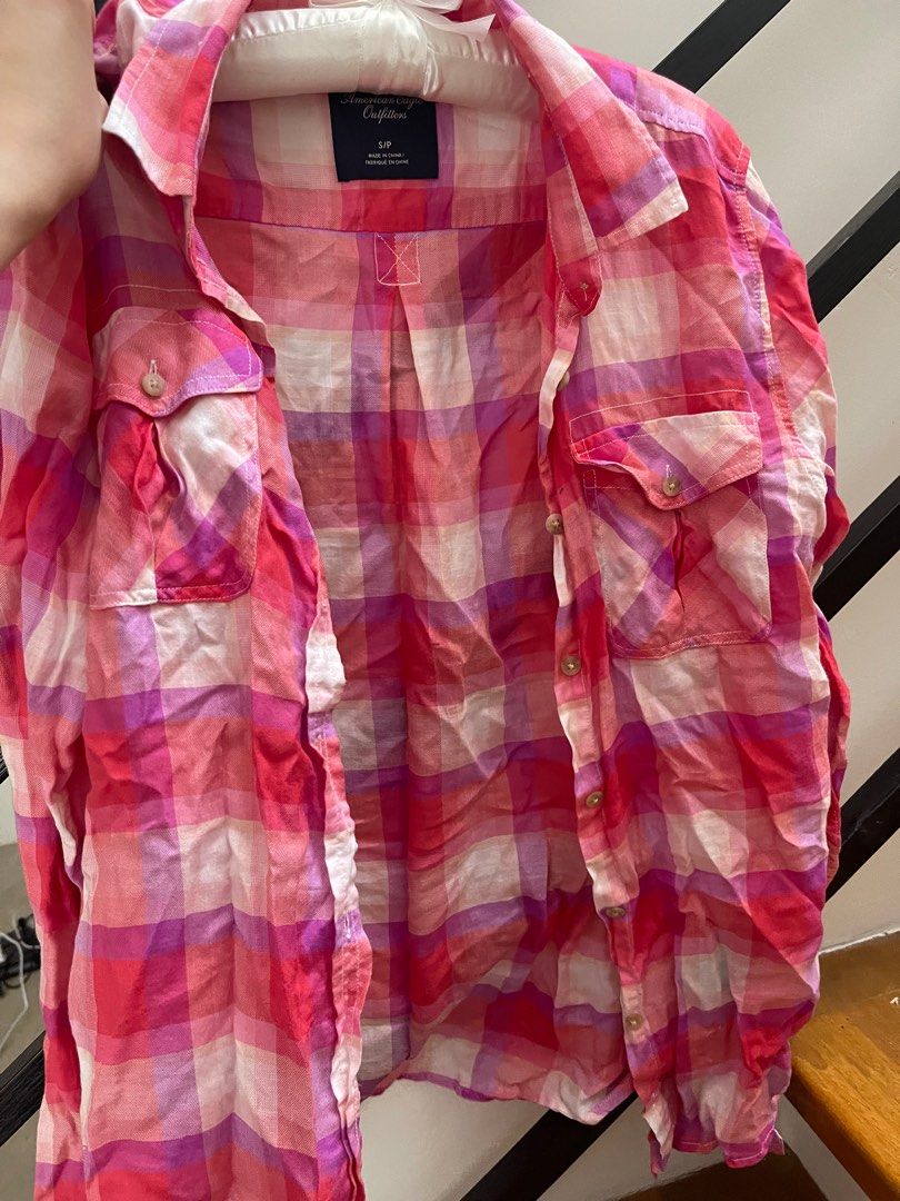 American eagle (Category: Longsleeves) located in Quezon City. Submitted by msbeau (Listing ID 1332037080, Image 2). Description: .
