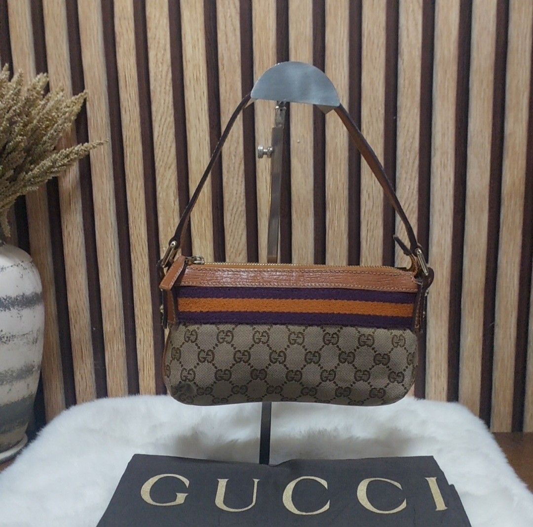 Authentic Rare Gucci Jolicoeur pochette shoulder bag