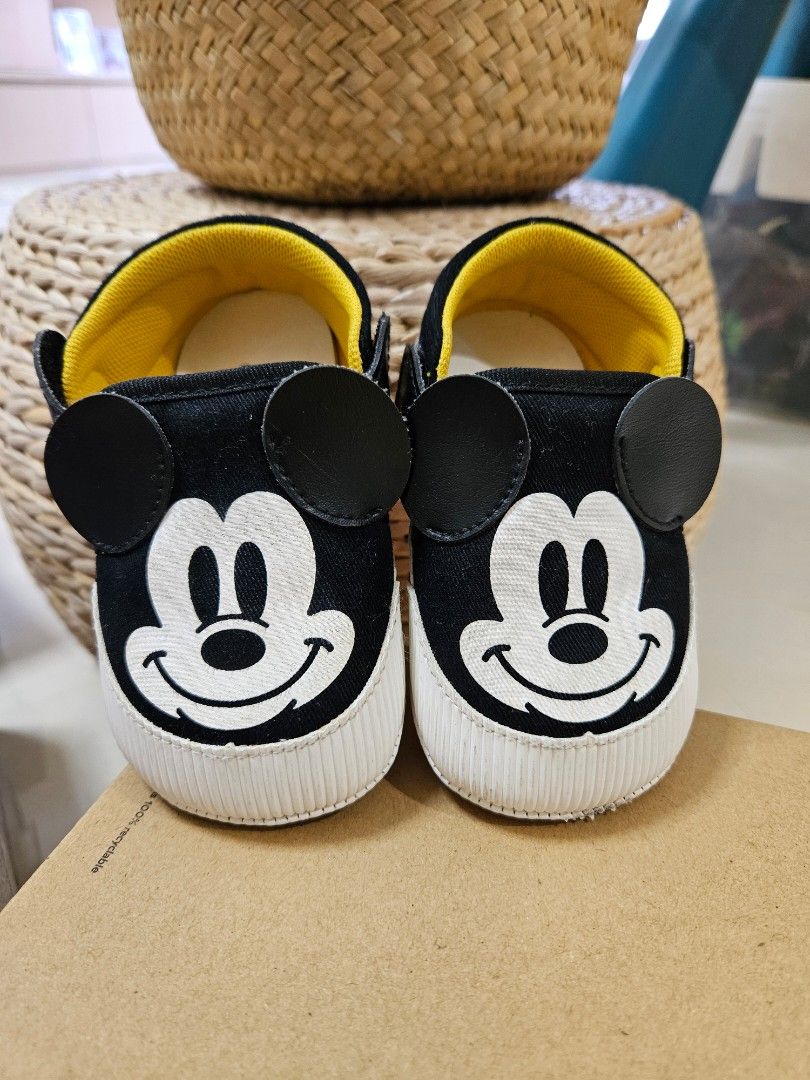 Baby shoes, Babies Kids, Babies Kids Fashion on Carousell
