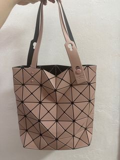 （分類：）位於 。 由 lavlav 提交（商品編號 1332058366，圖片 1）。簡介： 。
