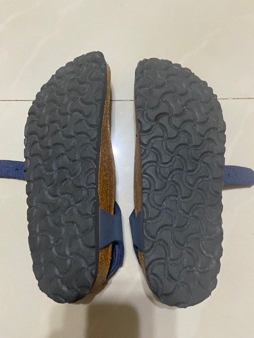 Birkenstock Kairo (Category: Flats & Sandals) located in Iloilo. Submitted by kltee (Listing ID 1332010960, Image 3). Description: Birkenstock Kairo in dark blue Size 36 Still in like new condition.