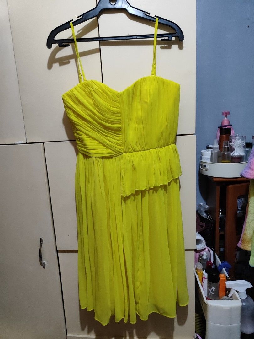 BNWOT Mango Yellow Pleated chiffon draped cocktail dress (Small), Women's  Fashion, Dresses & Sets, Evening dresses & gowns on Carousell