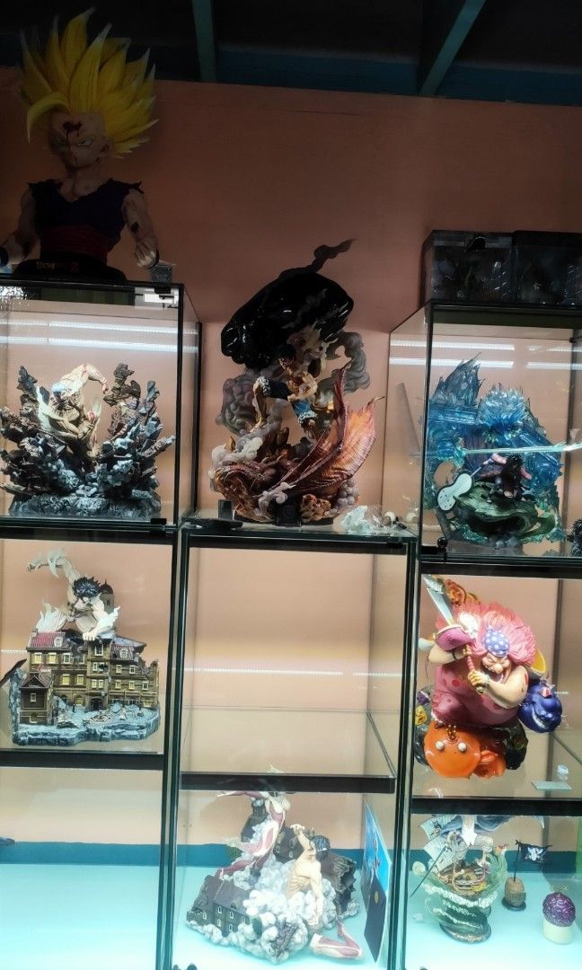 Chikara studio attack on titan (Category: Figurines & Statues) located in Angono. Submitted by mochi3w (Listing ID 1331956219, Image 2). Description: for sale! armored titan 40k eren yeager 40k annie vs eren 40k nego attack on titan need new space sa padating pickup only angono rizal no known issue sobrang kinis.