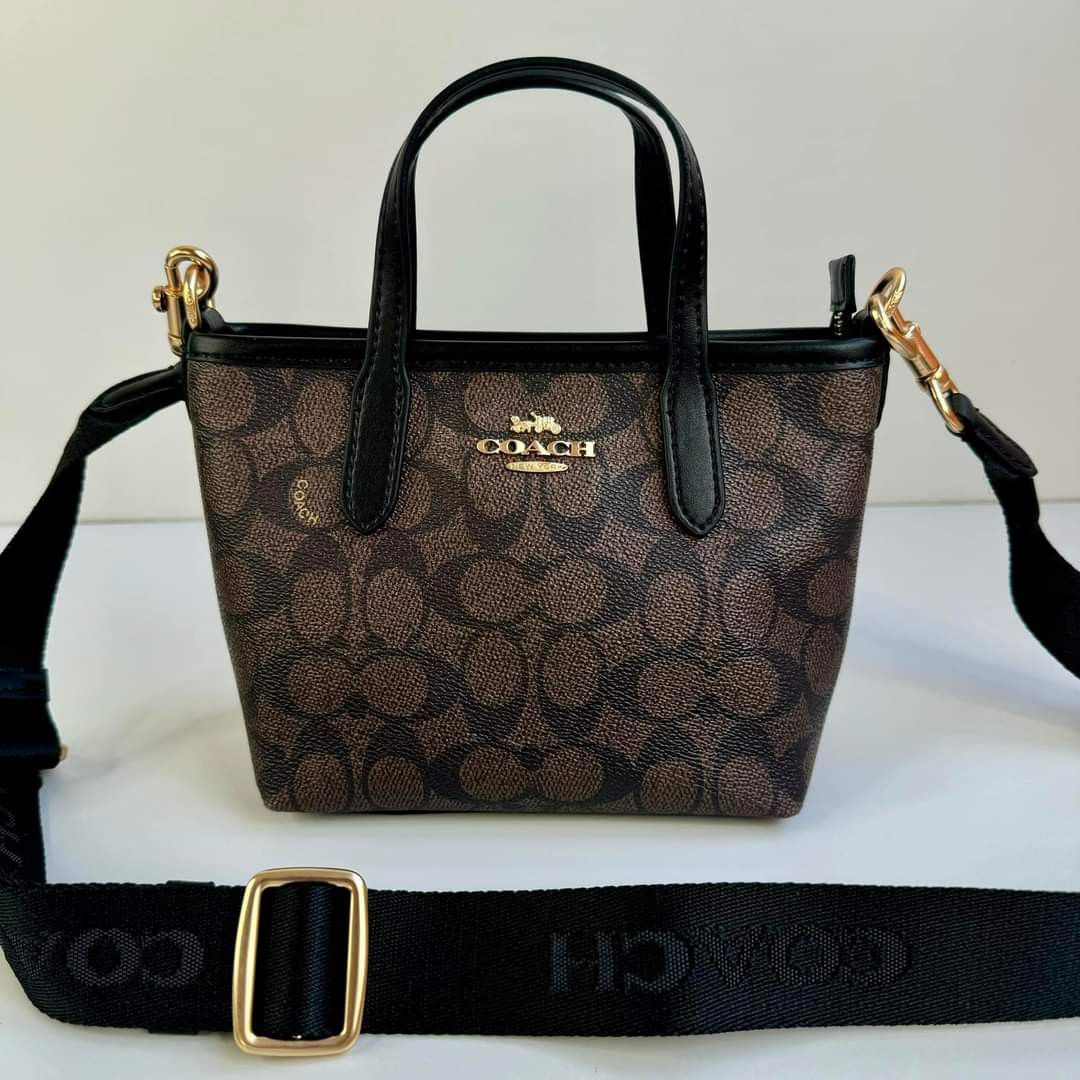 Coach City Mini tote (Category: Luxury Bags & Wallets) located in Batangas. Submitted by bagsbyann (Listing ID 1331943281, Image 1). Description: .
