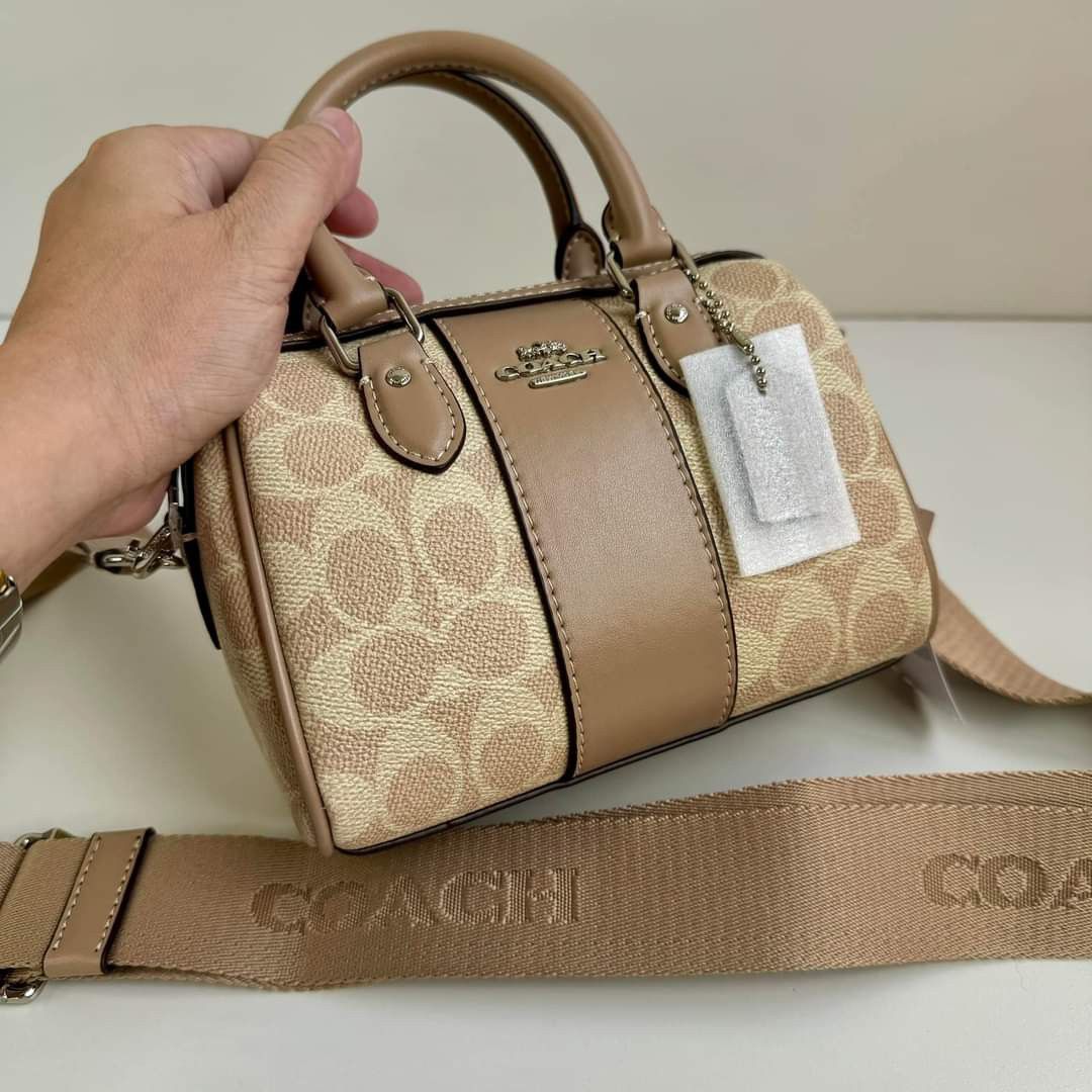 Coach mini rowan (Category: Luxury Bags & Wallets) located in Batangas. Submitted by bagsbyann (Listing ID 1331944222, Image 3). Description: .