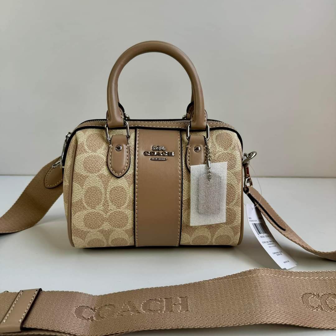 Coach mini rowan (Category: Luxury Bags & Wallets) located in Batangas. Submitted by bagsbyann (Listing ID 1331944222, Image 1). Description: .