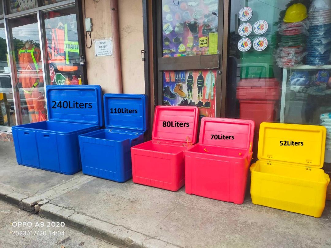 COOLER BOX BIG CAPACITY FROZEN STORAGE BOX (Category: Food Organization & Storage) located in Las Pinas. Submitted by itsmegelai.ram (Listing ID 1331994966, Image 3). Description: COOLER BOX 1000LITERS Heavy duty Cooler box Insolated foam injected Cooling temp. up to 72H OTHER SIZES: 52Liters, 70Liters, 80Liters, 110Liters, 620Liters, 1000Liters Pin Location: Nazareno 10 Trading #12 General Tirona Highway Mabolo 3 Bacoor Cavite CONTACT PERSON: *G