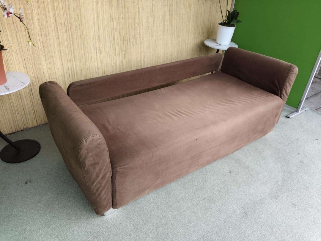 Day Bed Sofa (Category: Sofas) located in Quezon City. Submitted by matetdevis13 (Listing ID 1332069116, Image 3). Description: Day Bed Sofa Price: 8,000 L80.5-98 x W32 x H16.5/26 Fully Washable In good condition Code aly V35-3.