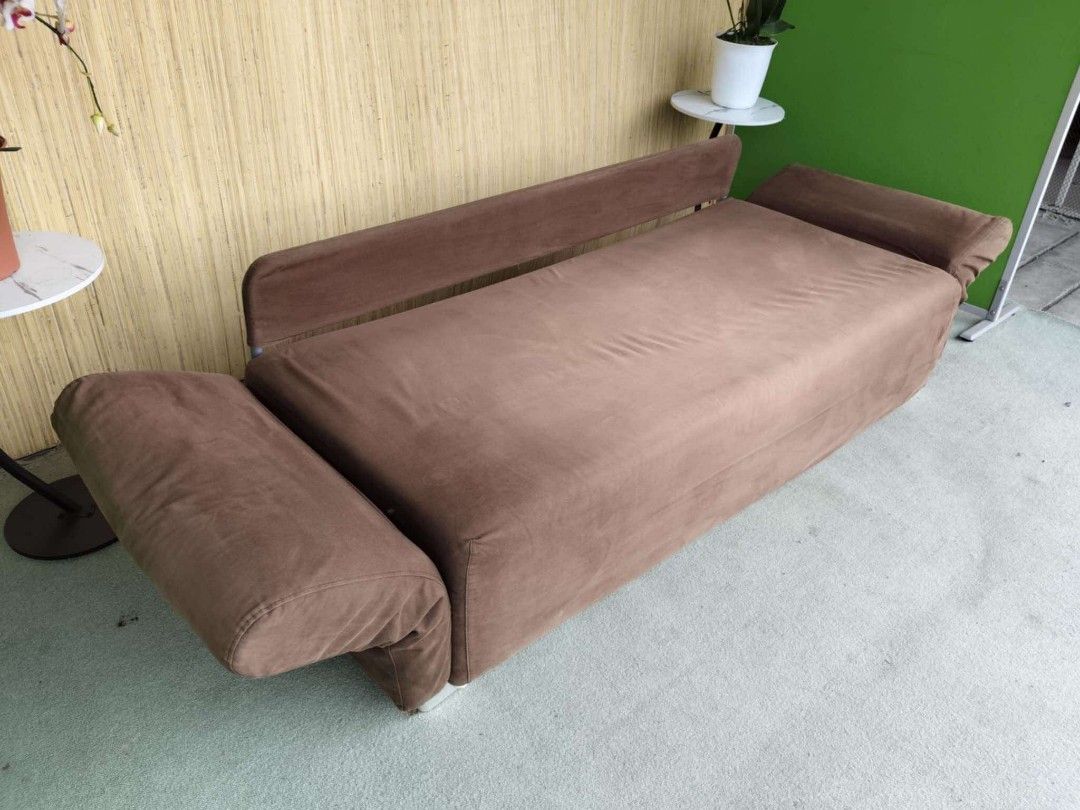 Day Bed Sofa (Category: Sofas) located in Quezon City. Submitted by matetdevis13 (Listing ID 1332069116, Image 2). Description: Day Bed Sofa Price: 8,000 L80.5-98 x W32 x H16.5/26 Fully Washable In good condition Code aly V35-3.