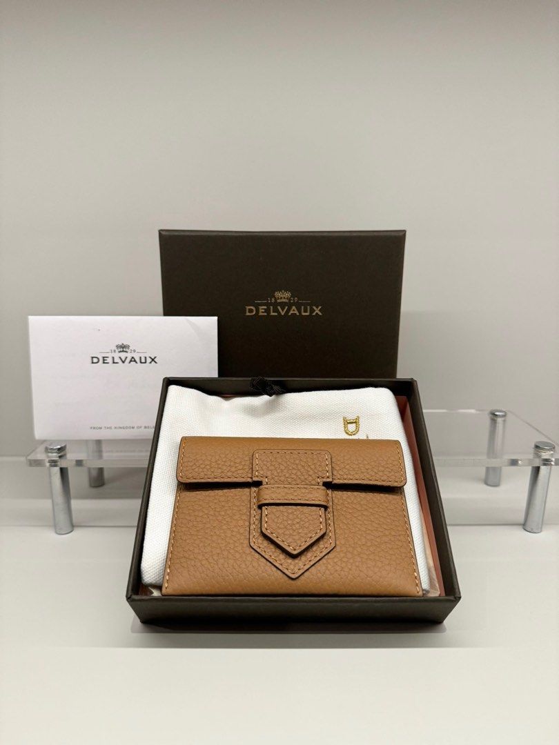 Delvaux wallet