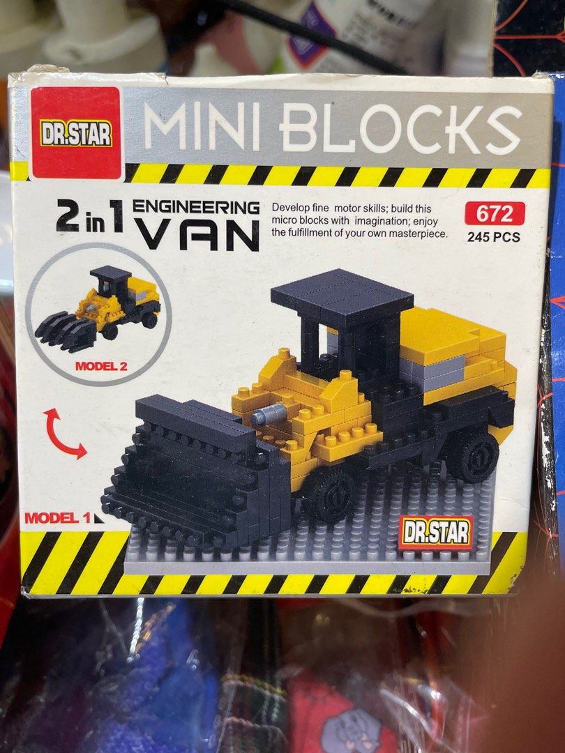 Mini Blocks in Engineering Van, 興趣及遊戲, 玩具& 遊戲