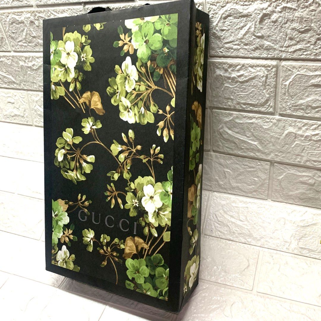 Gucci Paperbag (Category: Luxury Accessories) located in Manila. Submitted by thekidshop (Listing ID 1332038791, Image 1). Description: .