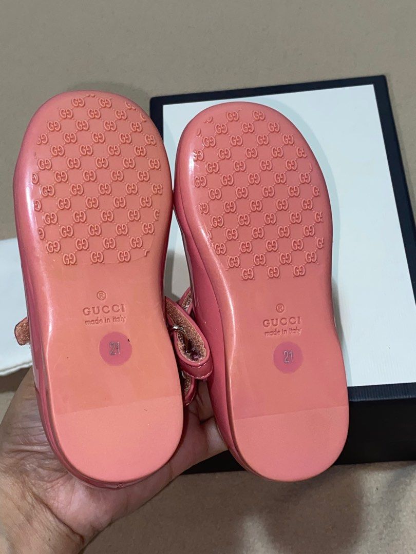 Gucci pink bottom shoes shop