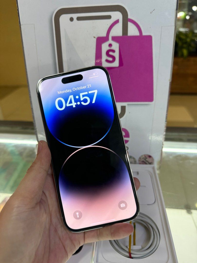 iphone 14 pro 256gb good as new (Category: iPhone 14 Series) located in Cainta. Submitted by vine_gadget_shop (Listing ID 1332049361, Image 2). Description: iphone 14 pro 256gb good as new ntc variant ,factory unlock complete package pick up store greenhills shopping center we accept trade in we accepy credit card and ggives installment we do cod and door to door we ship nationwide for fast transaction call 09277368323 look for vine visit my fb p