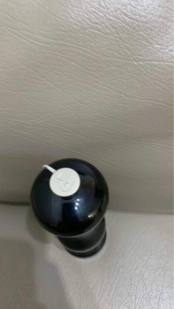 Le creuset pepper mill (Category: Other Kitchenware & Tableware) located in Manila. Submitted by slothyspad (Listing ID 1331935102, Image 3). Description: .