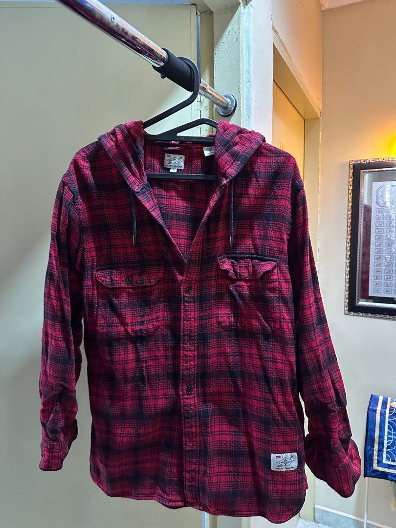 LEVI s x Justin Timberlake Jacket Men s SMALL Plaid Flannel Hooded Overshirt Men s Fashion Coats Jackets and Outerwear on Carousell