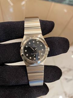 (Category: ) located in . Submitted by redrabbitluxury (Listing ID 1332015421, Image 1). Description: .