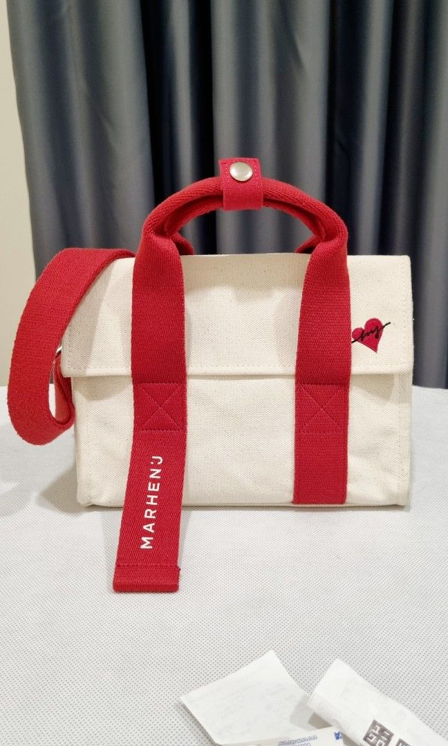 Marhen j roy nano bag heart signal, Fesyen Wanita, Tas Dompet