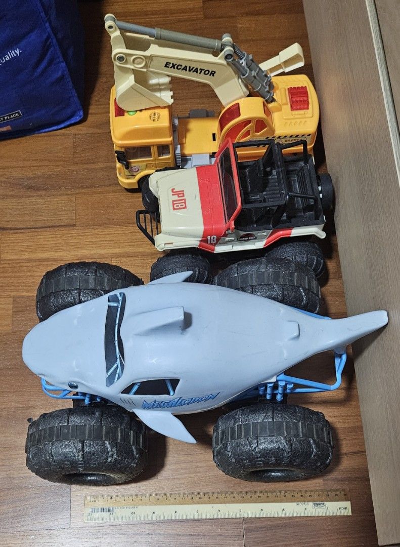 Medium to large sized Toy Cars for imagine play megalodon jurassic park excavator boys toys cars