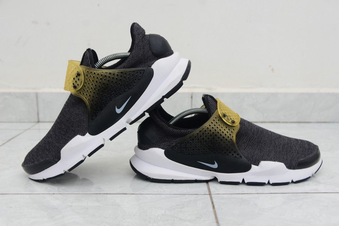nike sock dart sizing