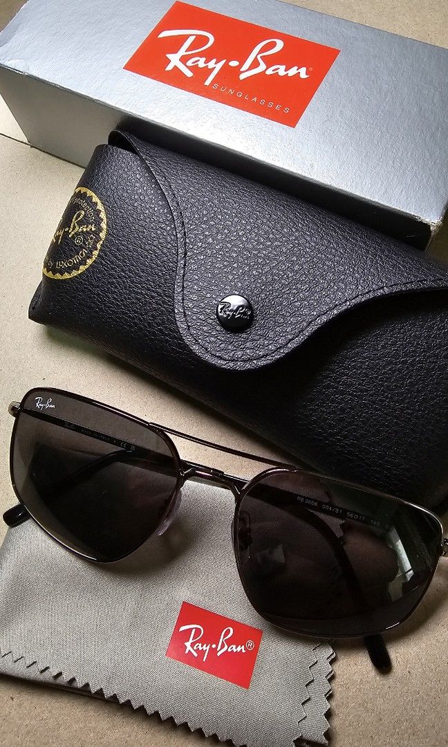 Ray-Ban Rb3666 Rectangular Sunglasses. Made in Italy (Category: Sunglasses & Eyewear) located in Taguig. Submitted by diyak_jack (Listing ID 1331932440, Image 3). Description: Ray-Ban Rb3666 Rectangular Sunglasses. Made in Italy Padala from USA. Sinukat lang never been used. Good as brand new. RFS: Not being used. Wearing prescription eyeglasses all the time About this item 100% UV PROTECTION: To protect your eyes from harmful UV rays, these Ray-