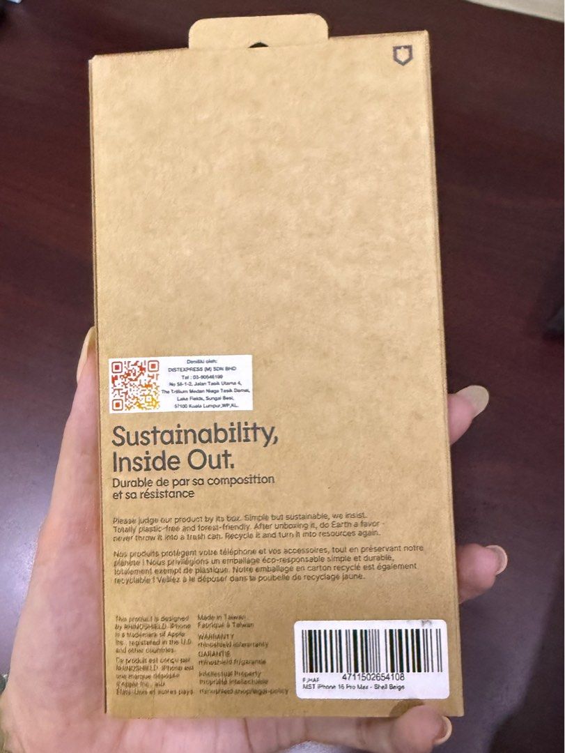 Rhinoshield Solid Suit (Shell Beige) (Category: Cases & Covers) located in Kuala Lumpur. Submitted by zochong (Listing ID 1331984154, Image 3). Description: Condition 10/10 Others: - Used once - No scratches or defects - Phone case comes with original box containing removable buttons and camera ring Reason to sell: - Prefer other colour .