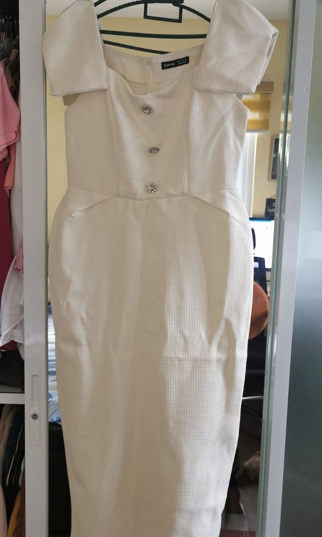 SHEIN Smart Casual Dress (Category: Dresses) located in Taguig. Submitted by kbalms (Listing ID 1331999498, Image 3). Description: Original Price: P1, 100.00 Never been used. Same as the picture. Very elegant and comfy to wear..