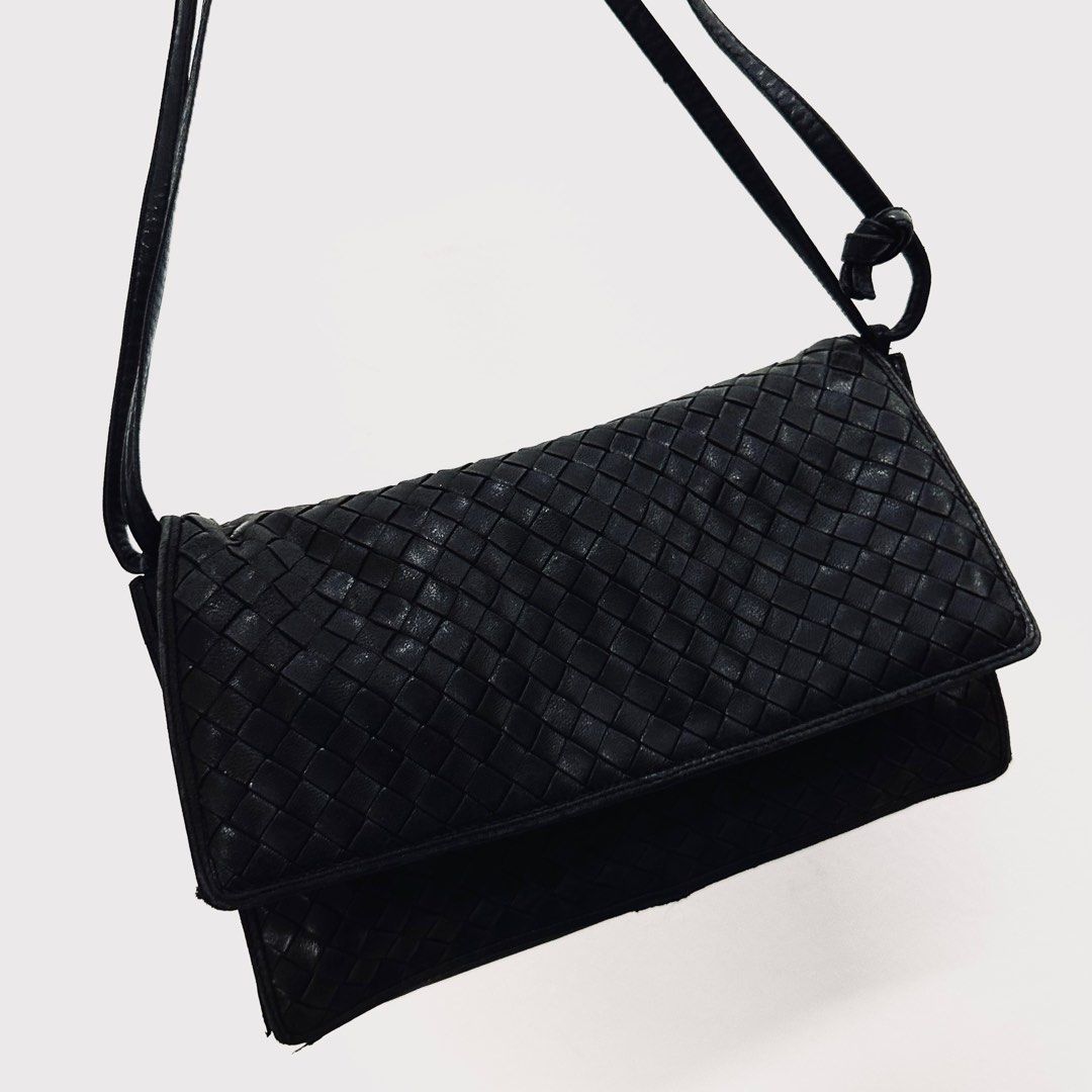 STEAL Bottega Veneta BV Nodini Black Intrecciato Woven Leather Shoulder Sling Flap Bag Authentic