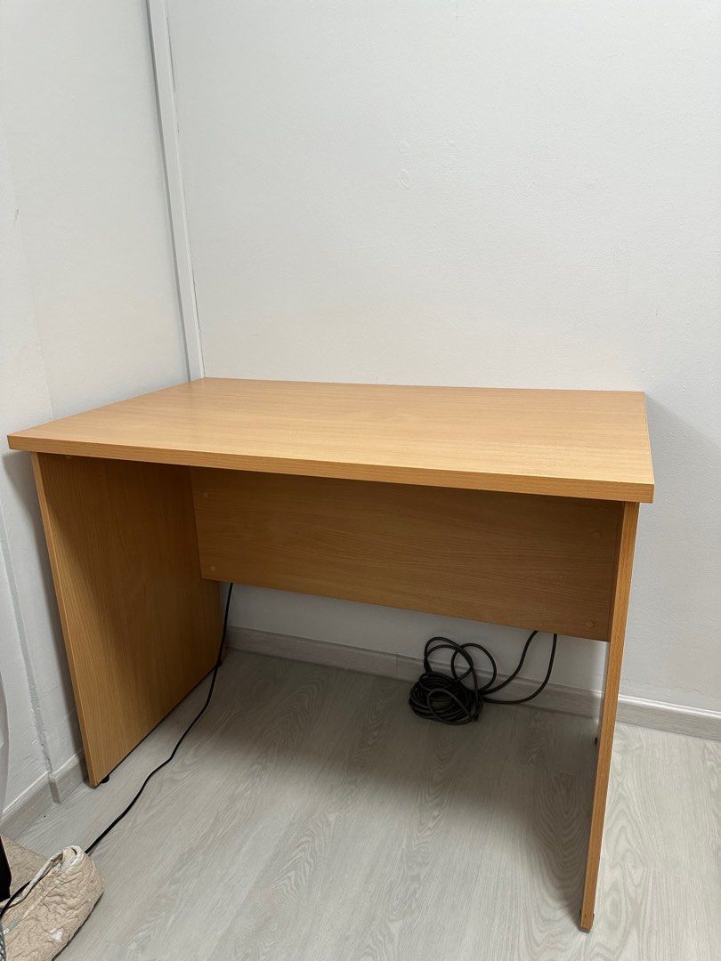 Study Table (Category: Tables & Sets) located in Singapore. Submitted by fishtanker (Listing ID 1331928657, Image 1). Description: L100cm x D60cm x H75cm .