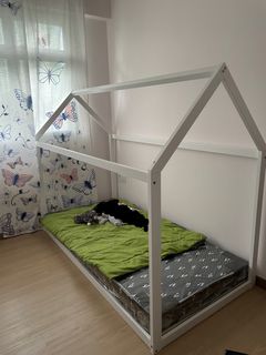 (Category: ) located in . Submitted by wtfanz (Listing ID 1332069254, Image 1). Description: .