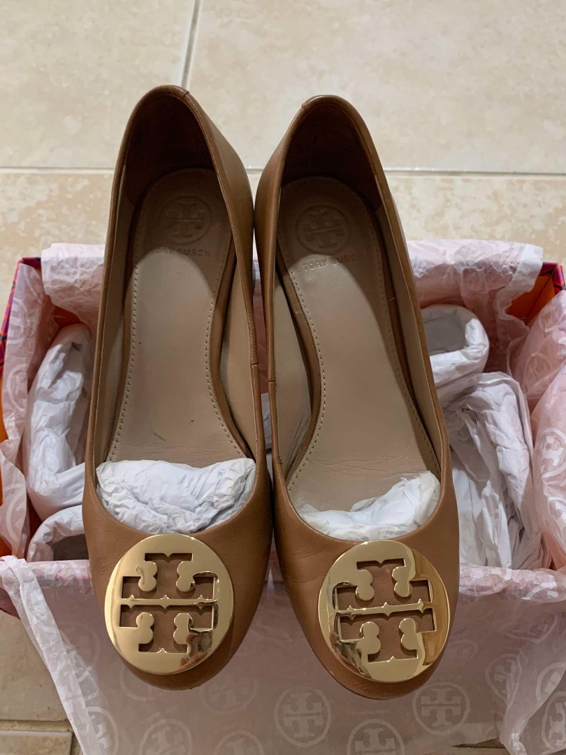 chelsea wedge tory burch