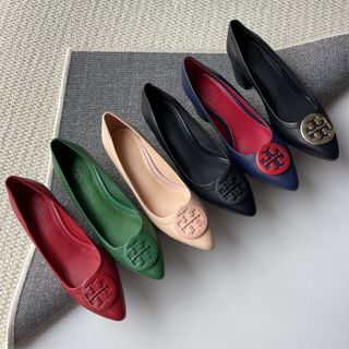 (Category: ) located in . Submitted by comfyshoe (Listing ID 1331958393, Image 1). Description: .