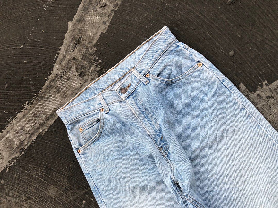 Vintage Levis 613 Faded Blue Jeans Men s Fashion Bottoms Jeans on Carousell