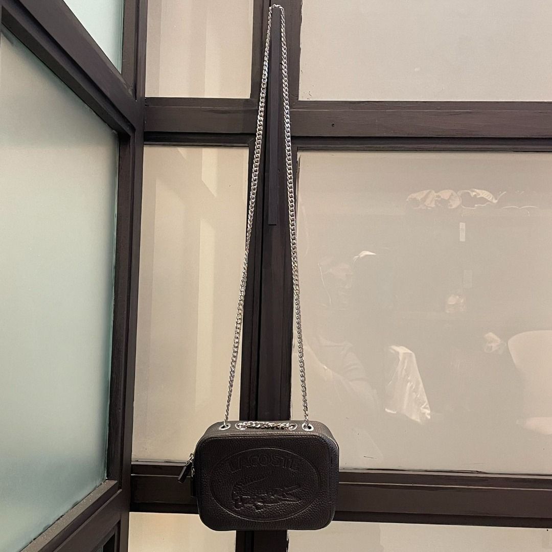 247006210 LACOSTE CHAIN BAG, Luxury, Bags & Wallets on Carousell