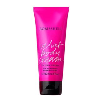 (Category: ) located in . Submitted by trendsinstyle (Listing ID 1332213473, Image 1). Description: .